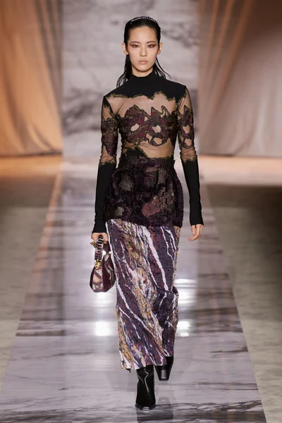 Look 22